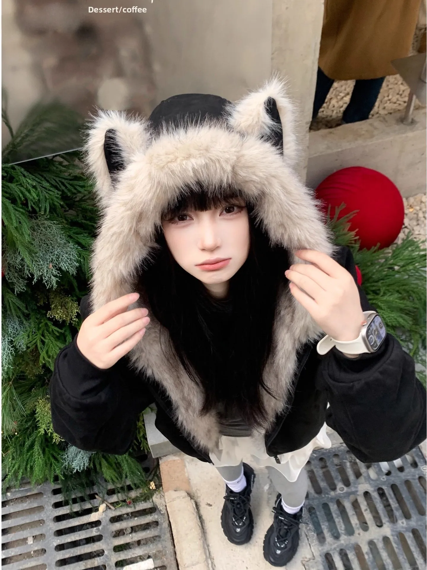 

Thiened Winter Jaet for Men And Women with Ears Fce Hat Hooded down Cotton Coat Warm Cozy Youth Faion Outerwear