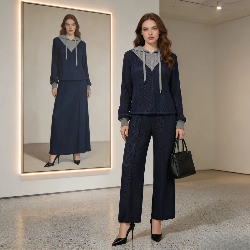 

Miyake Pleated Color-Block Casual Suit for Women, Loose Fashionable Pleated Comfortable Slimming Hooded Top and Pants Set Pleat