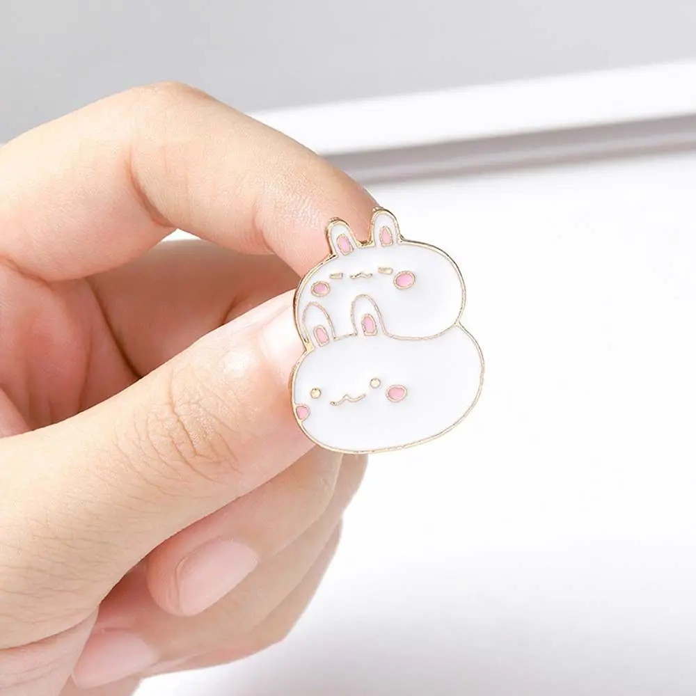 Cute Badge Pin Travel Commemorative Lapel Brooch Stacked Rabbits Enamel Pin Brooches Pin Funny Brooches Bunny Enamel Pin