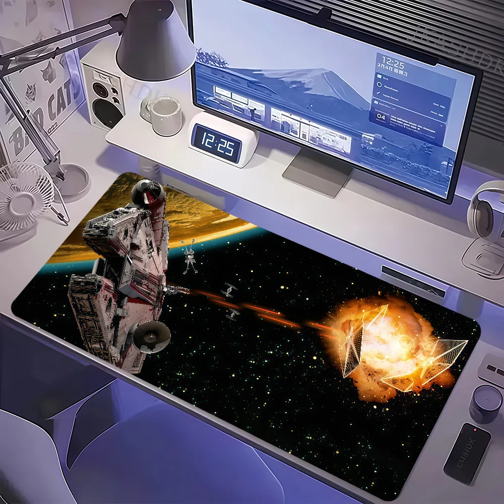 M-Millennium Falcon Space Spacecraft Astronaut Mauspad, rutschfest, verdickt, großes Schreibkissen mit Lockedge, für Büro, Studenten, Gaming