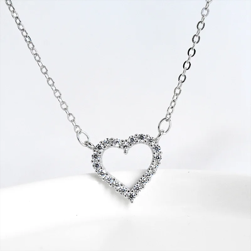 

Buyee 925 Sterling Silver Heart Pendant Chain White Zircon Sweet Necklace for Women Luxury Party Wedding Fine Jewelry Chain