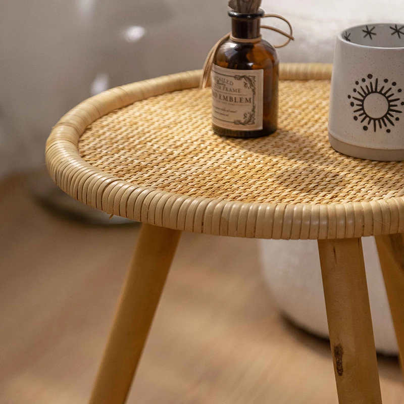 Wooden Woven Side Table Mobile Small Round End Table Minimalist Tea Table Ideal for Bedroom Balcony