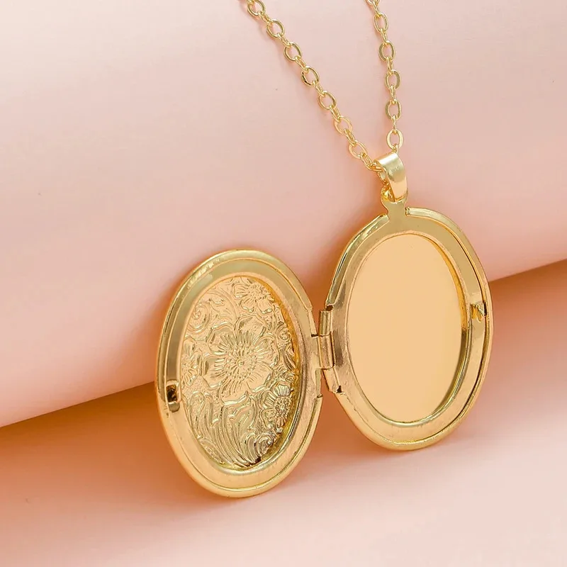 YISON Retro Oval Carved Locket Pendant Necklace for Women Pattern Elliptic Round Love Keepsake Jewelry for Friends Gift