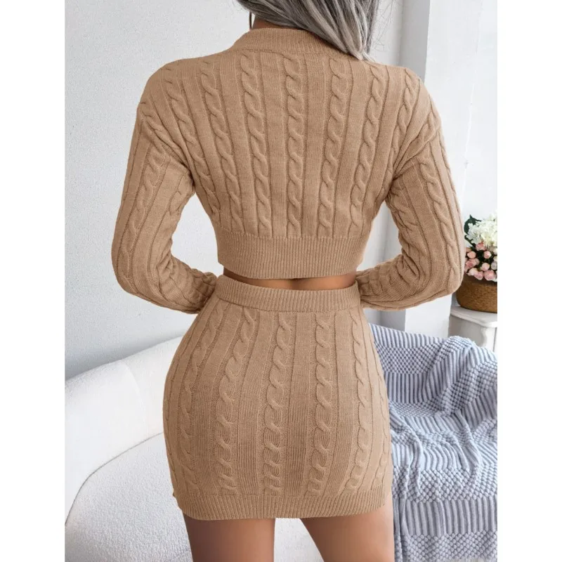 Women\'s Two-piece Knitted Skirt Long Sleeved Exposed Navel Solid Color Knitted Mini Skirt Set Tight Fitting Pullover Sweater Set