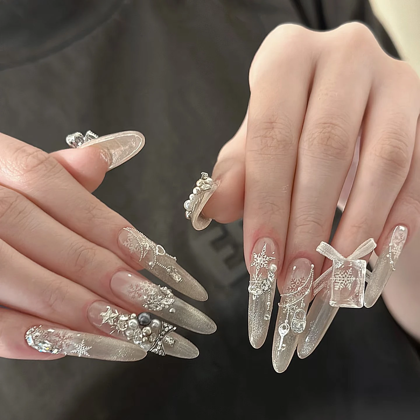 

Nail Art Supernatural Snowflake Diamond Sparkling Cold Sense Haute Couture Pure Hand-worn Armor