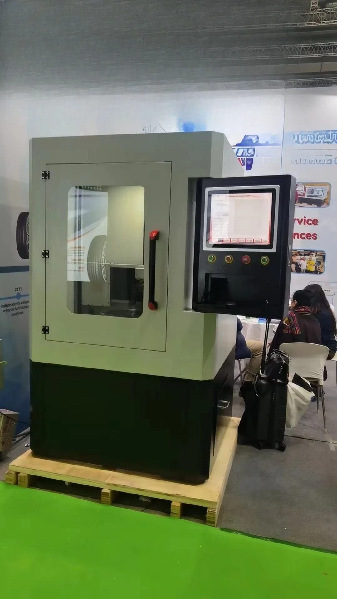 Vertical CNC Automatic Wheel Repair Cutting Lathe Slant Bed Heavy Duty High-Accuracy 3 Jaws Chuck Single 2-Axis Stable Design