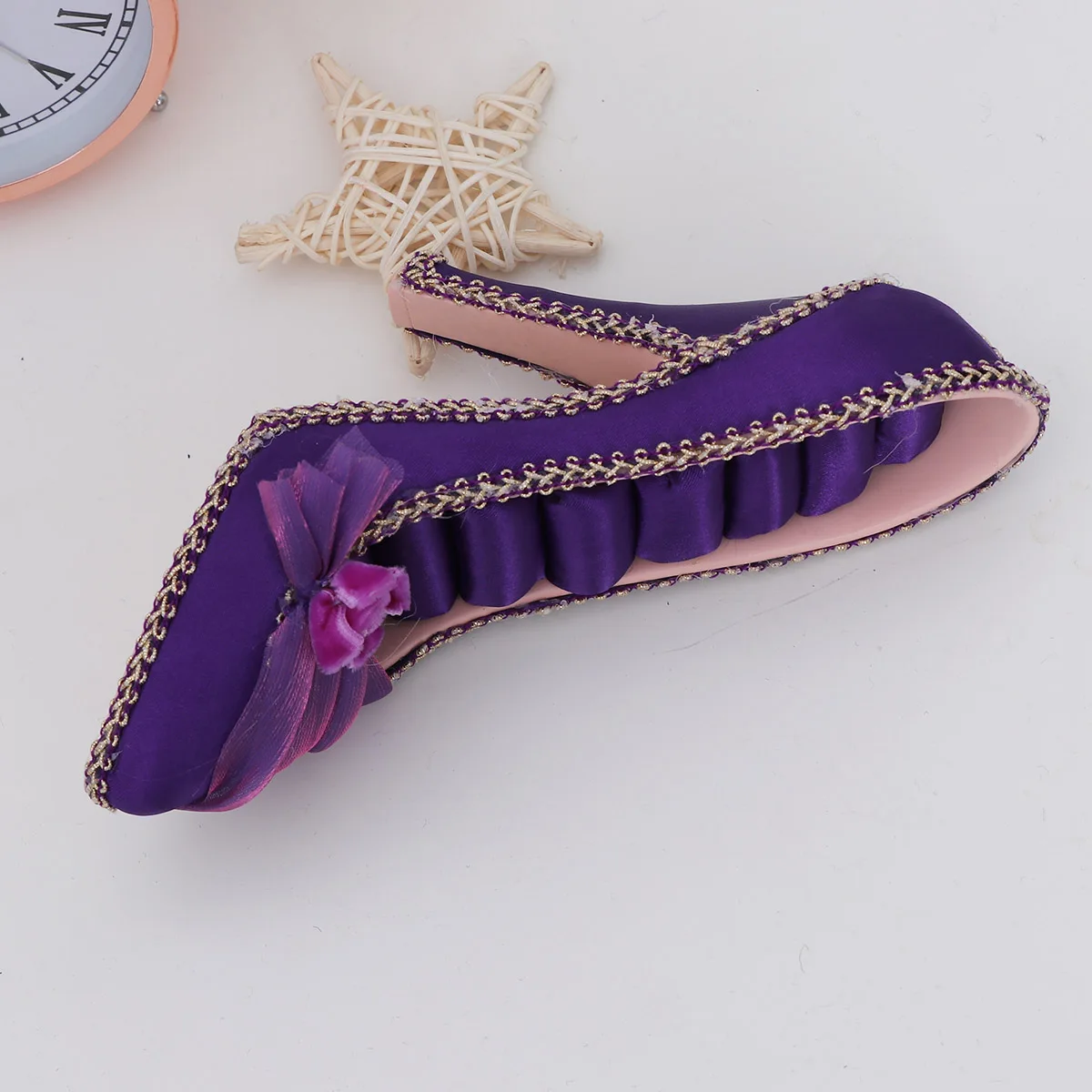 

High Heeled Shoe Storage Rack Jewelry Organizer Setup Card Stand Display Ring Holder for