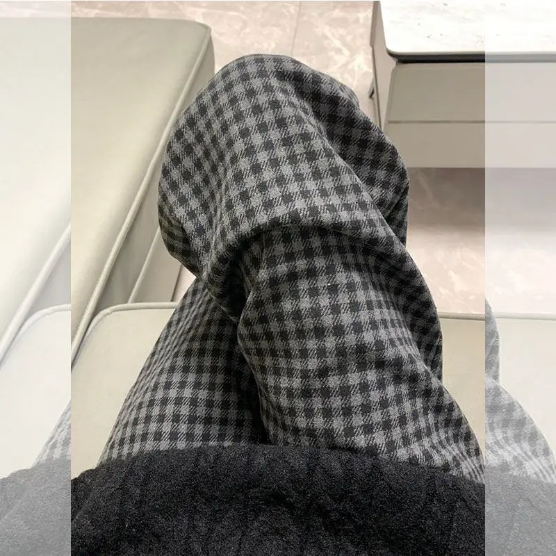 กางเกงขายาวทรงกว้างสำหรับวันหยุดพักผ่อน ผู้หญิง ฤดูใบไม้ร่วง ผ้าซาติน จีบ ทรงปกติ สง่างาม สไตล์มินิมอล ผ้าถักลายตารางแนวตั้ง ย้อนยุค