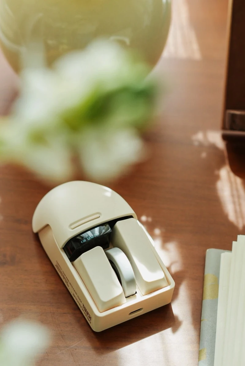 

Lofree Loflick First Touch 2,4G Беспроводная Bluetooth-мышь в стиле ретро, цвет тофу, 3 режима, перезаряжаемая офисная игровая зарядная мышь OE909