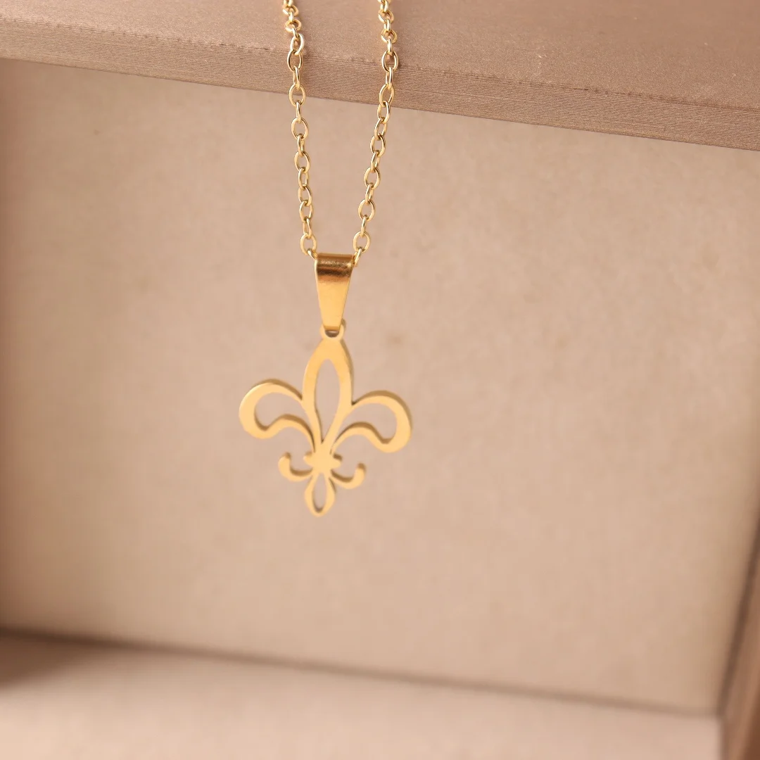 Stainless Steel  Fleur De Lis Necklace Pendant Flower Lily Saint Nicholas Lotus Catholic French Royalty Necklace Women Jewelry