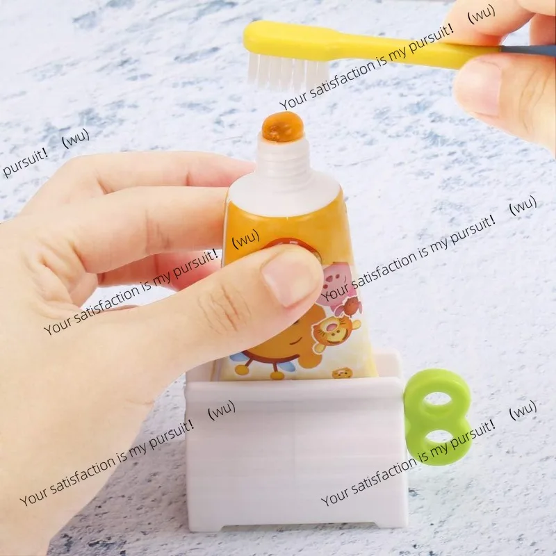 Toothpaste squeezer, manual toothpaste squeezing roller, suitable for dispensers of tube toothpaste, hand cream, facial cleanser