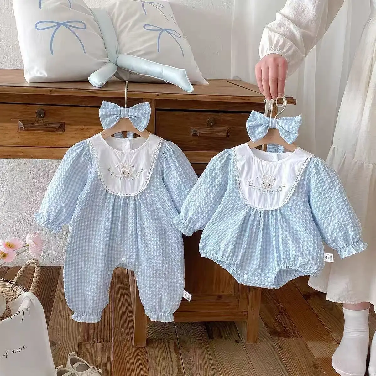 

Autumn New Sweet Checkered Rompers Baby Clothes Spring and Autumn Stylish Baby Jumpsuit Outdoor Climbing Clothes Trendy