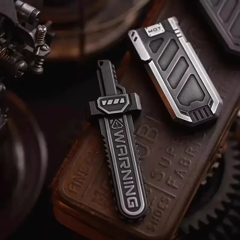 EDCハンドプレイオブジェクトソードプッシュカードメカニカルブラックテクノロジーEDCおもちゃ減圧フィジェットスピナープッシュカードプッシング