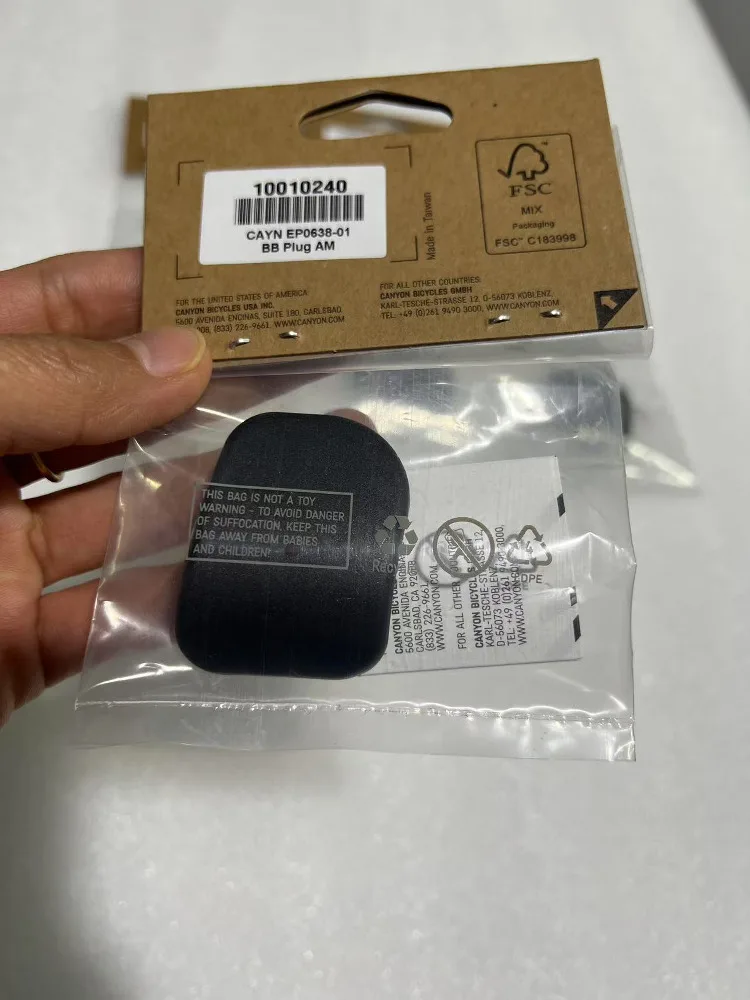 

ApplicableCanyon EP0638-01 BB CoverBicycle Bottom Bracket Cover Ultra-light Dust Cover