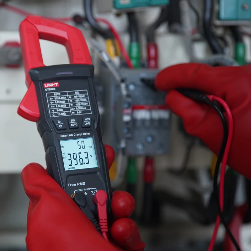 UNI-T UT202S UT202BT Smart AC Clamp Meter Full gear anti-burning true effective value 600A electrician universal multimeter