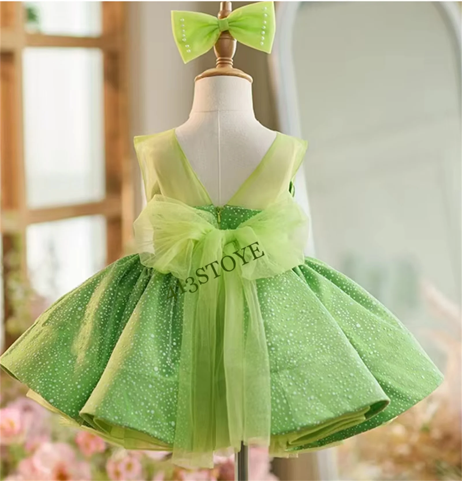 Maßgeschneidertes grünes ärmelloses Blumenmädchenkleid, knielang, Prinzessin, Baby, Hochzeit, Geburtstag, Party, Urlaubskleid