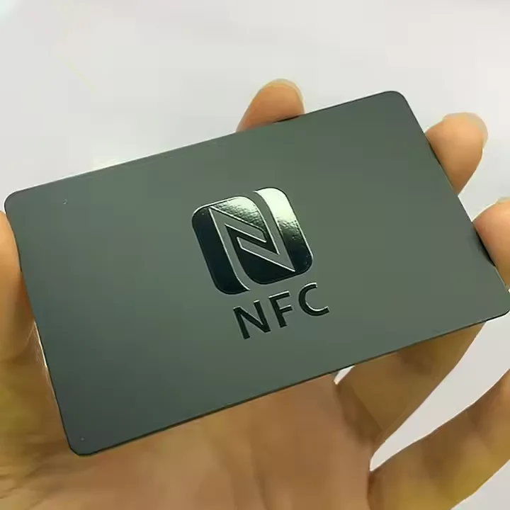 Waterproof Curved Edge Custom PVC Business Cards 200Pcs Personalized Logo Text Printing Name Cards For Corporate Company