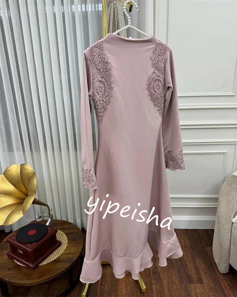 Customized  Jersey Embroidery Engagement A-line V-neck Bespoke Occasion Gown Midi es Saudi Arabia