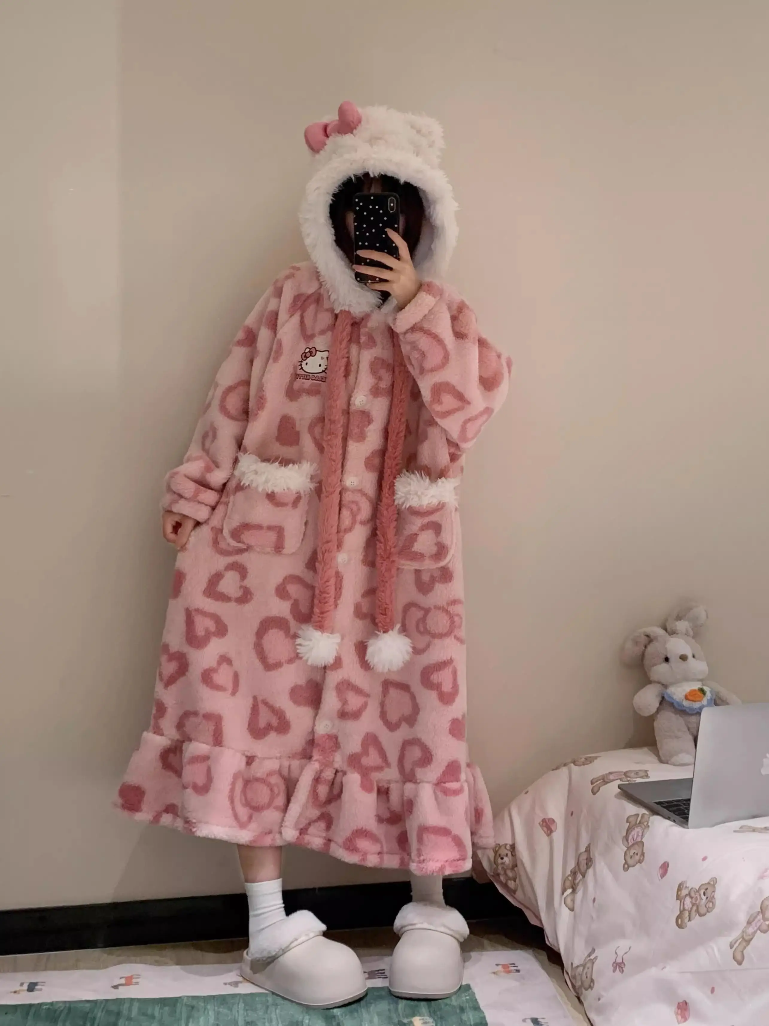 

Женский плюшевый термохалат Hello Kitty 2025 из кораллового флиса, зимняя уютная домашняя одежда для сна, домашняя одежда, наряд