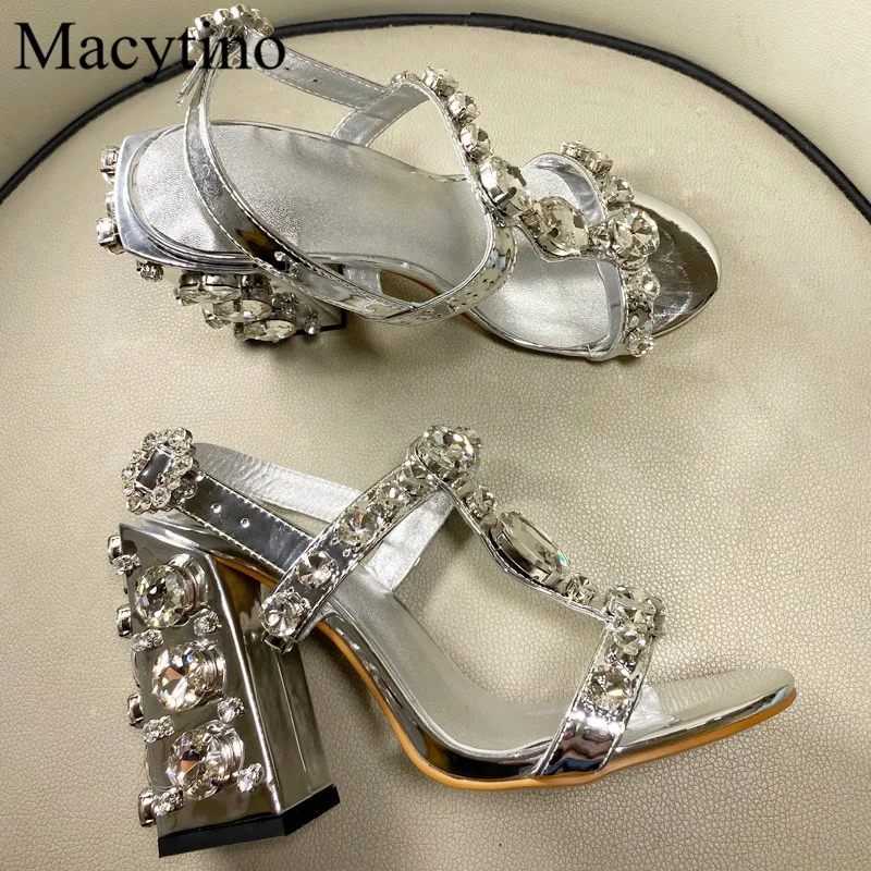 Rhinestone T-strap Design Ladies High Heel Sandals Round Toe Chunky High Heel Sandals Fashion Party High Heel Sandals