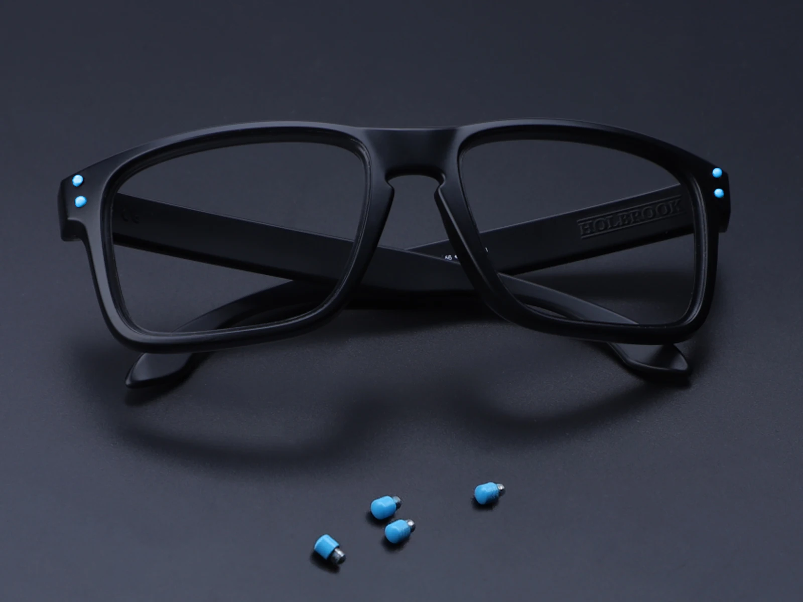 مسامير أمامية بمسامير معدنية من Glintbay بديلة لنظارات Oakley Holbrook OO9102، Holbrook XXS OJ9014، Holbrook S OO9509 الشمسية