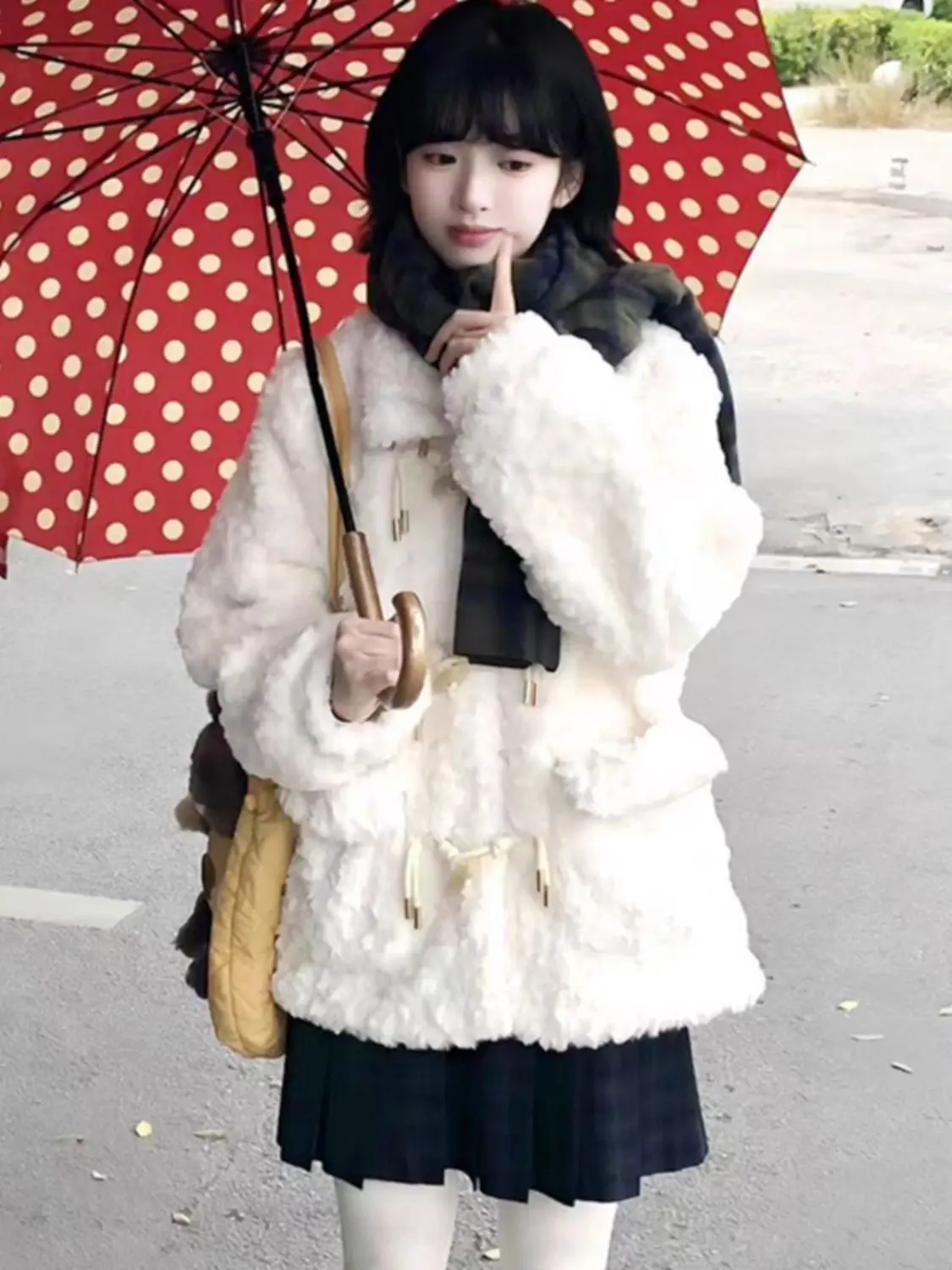 

Japan Horn Button Lamb Wool Coat For Female Students Autumn And Winter New Style Velvet Thickened Lamb Wool Short Coat