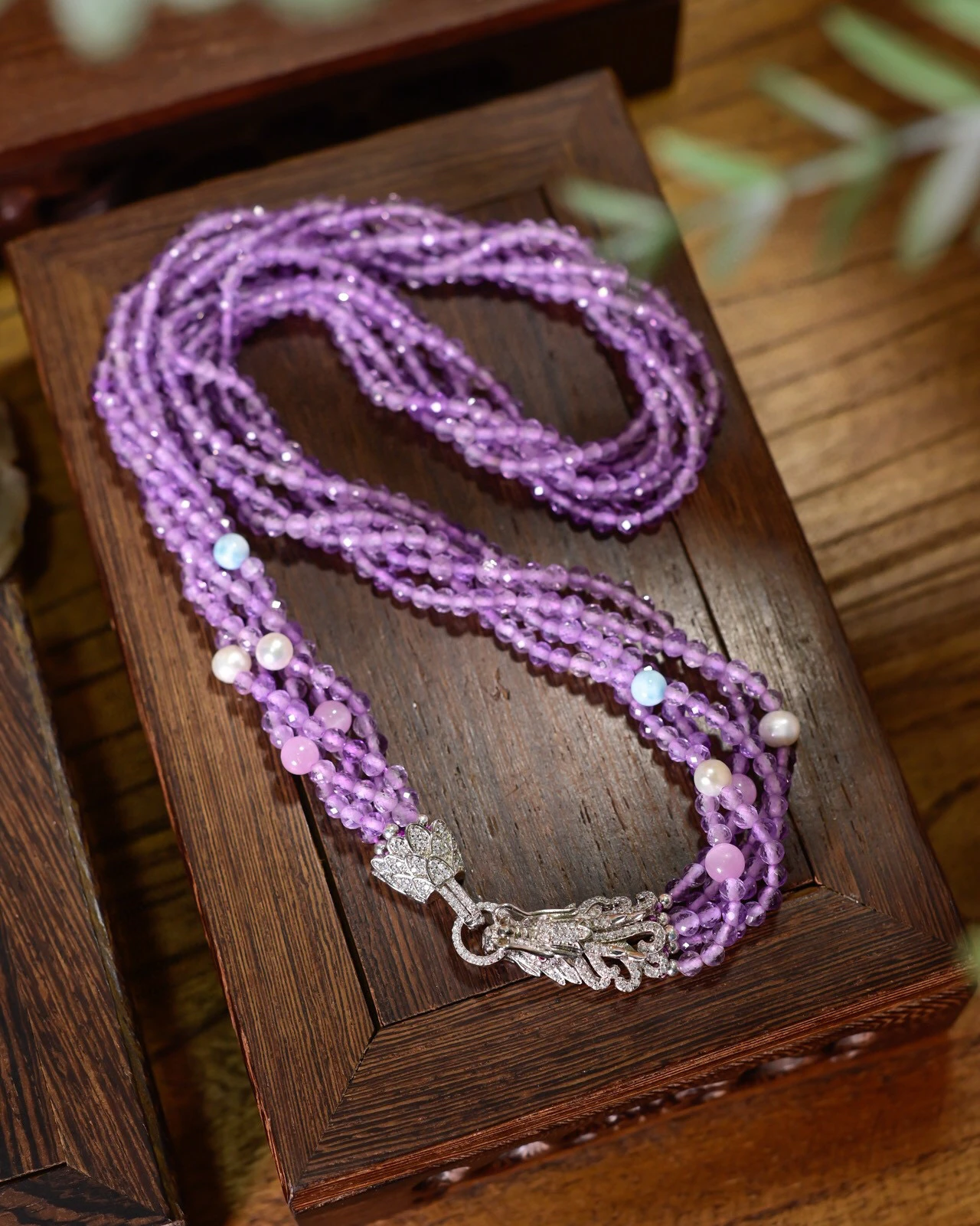 

Faceted Amethyst Multi-Layer Necklace, Freshwater Pearls with 925 Silver Micro-Pavé Dragon Head Clasp Collarbone Chain
