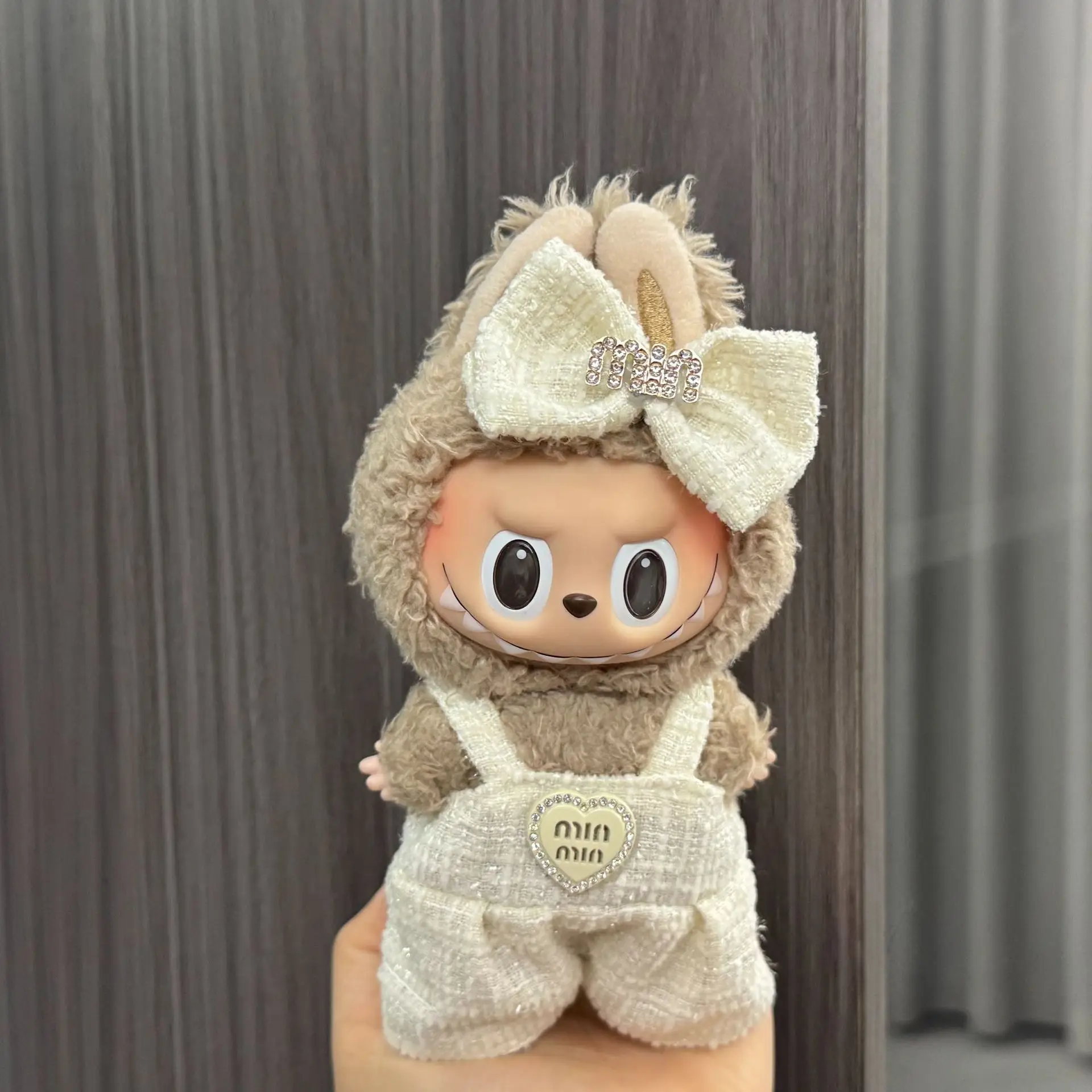 Only clothes for sale) 15/17cm pull cloth doll vinyl doll generation 2 generation wear hat skirt suit