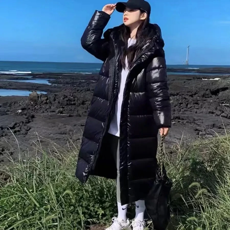 

Новая женская блестящая хлопковая куртка, женское длинное хлопковое пальто, корейские свободные парки большого размера, модная утепленная куртка с капюшоном