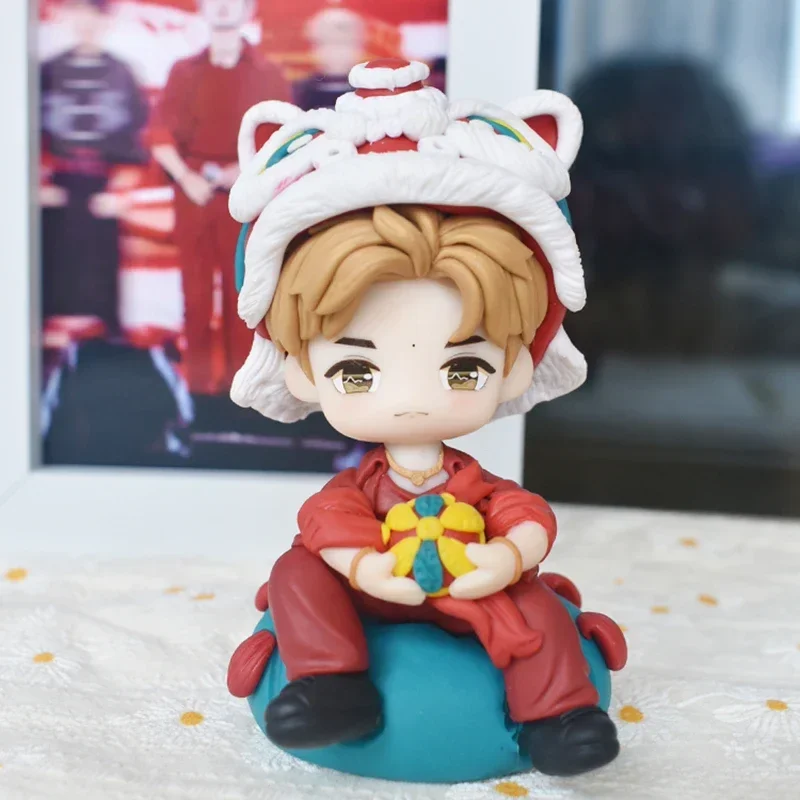 Tfboys Yi Yangqianxi Peripheral The10th Anniversary Concert Lion Cartoon Action Figures Picture Frame Model Doll Birthday Gift