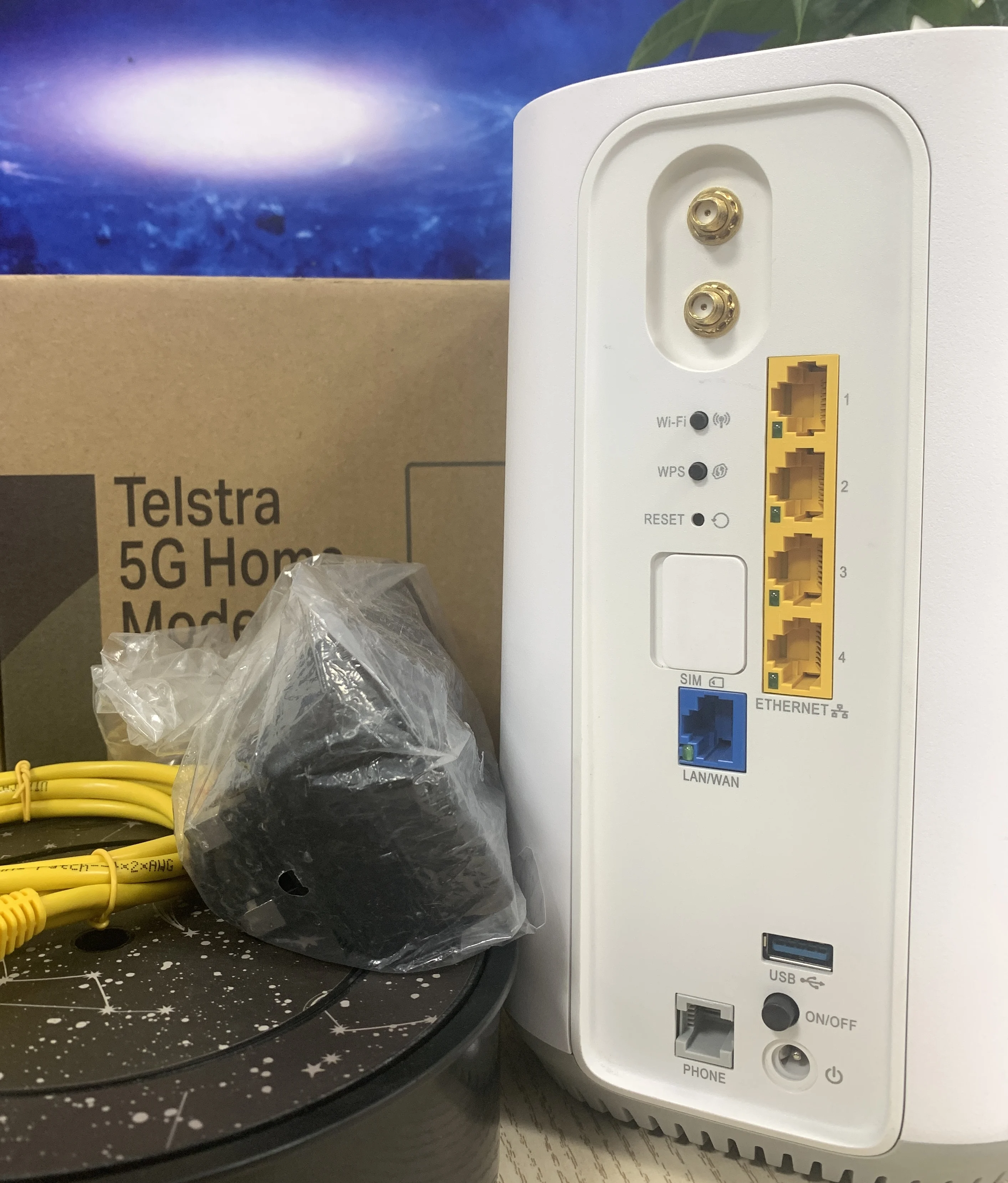 ZEARTS Unlocked Arcadyan Telstra 5G Home Modem AW1000 Wi-Fi 6 AX3600  5G CPE  （99% new）