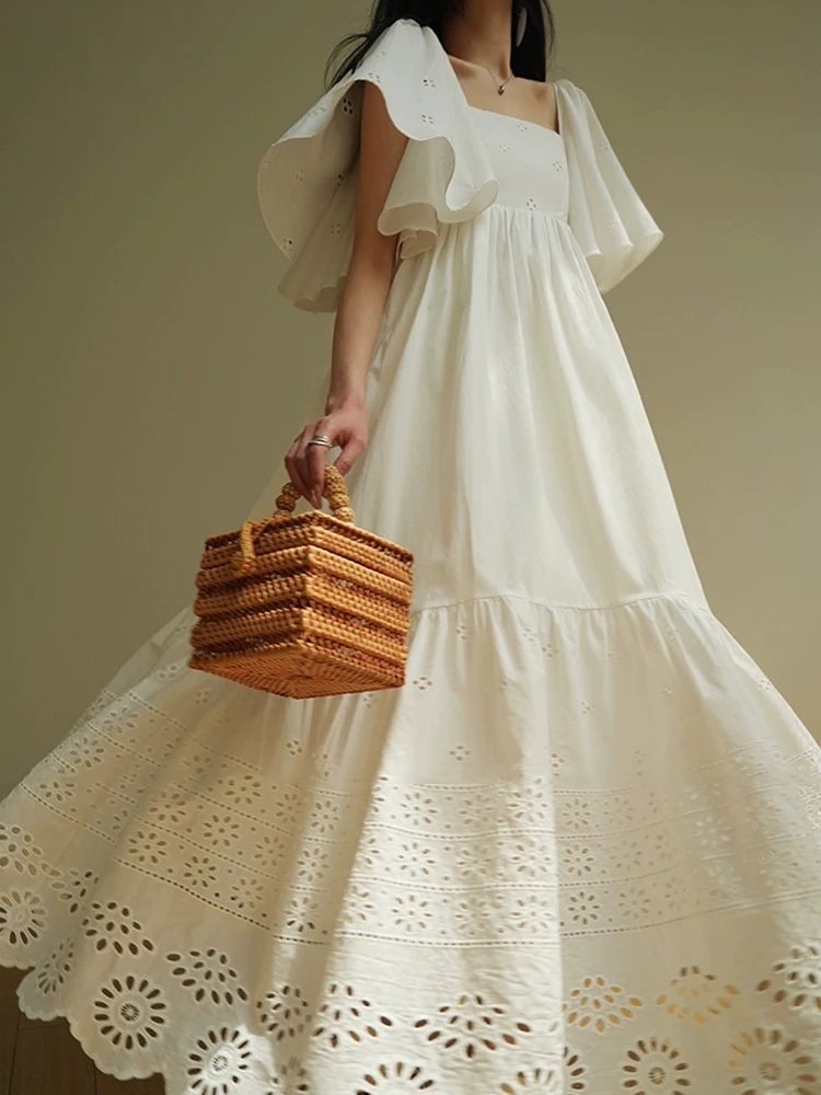 Vestido de cintura alta con cuello cuadrado bordado y ahuecado, falda abullonada plisada holgada a la moda de verano 2025 para mujer