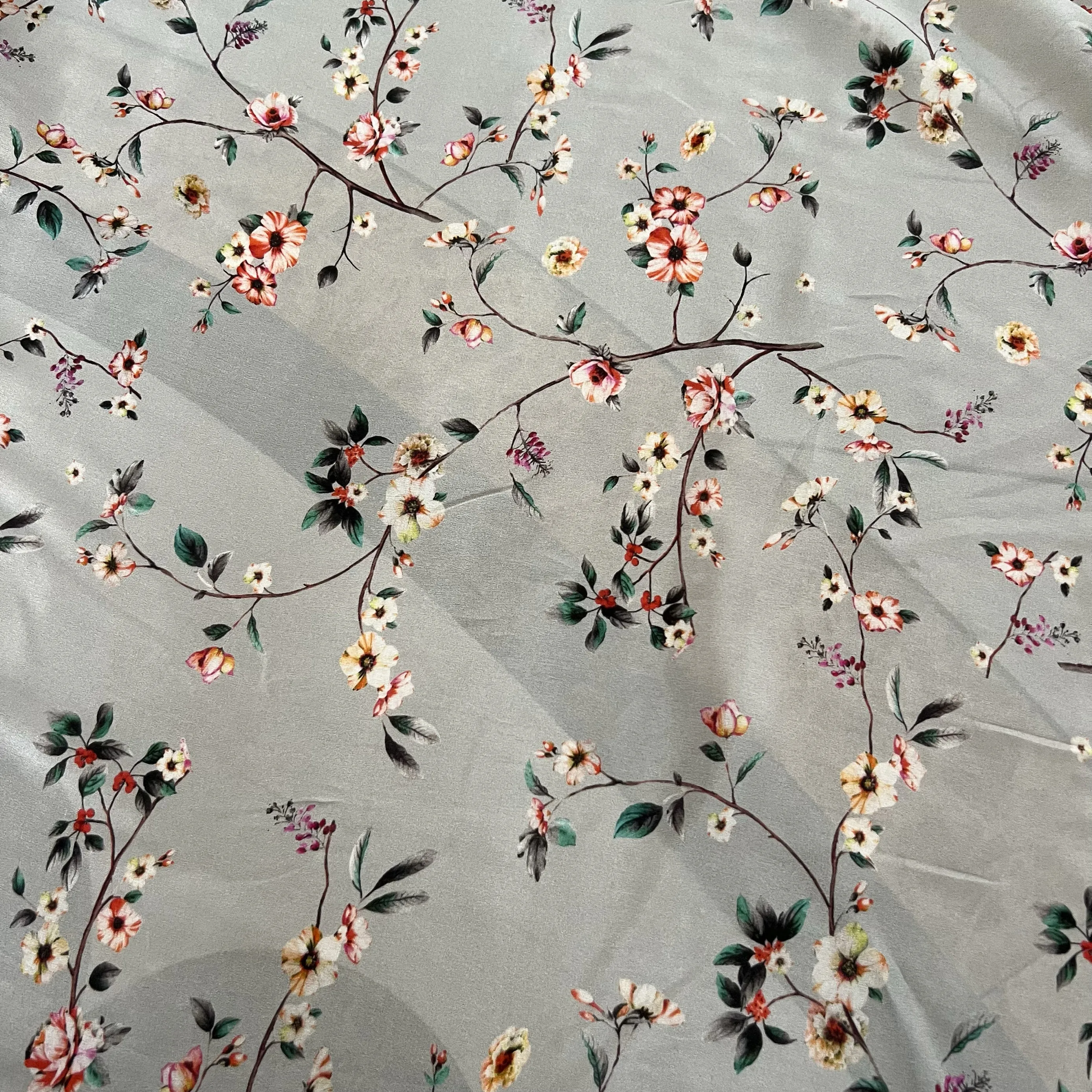 1 meter 100% Mulberry Silk 14 momme Crepe Silk Fabric Cute Gray Floral Printed 138cm 54