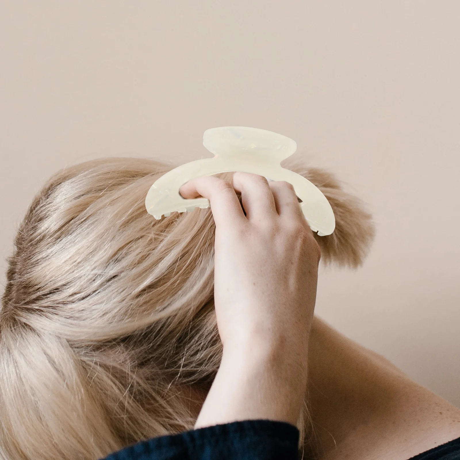 

Marble Pattern Claw Clips Jumbo Extra Large For Thick Hair Cute Women Accessories Elegant Daily Use Durable Premium Quality