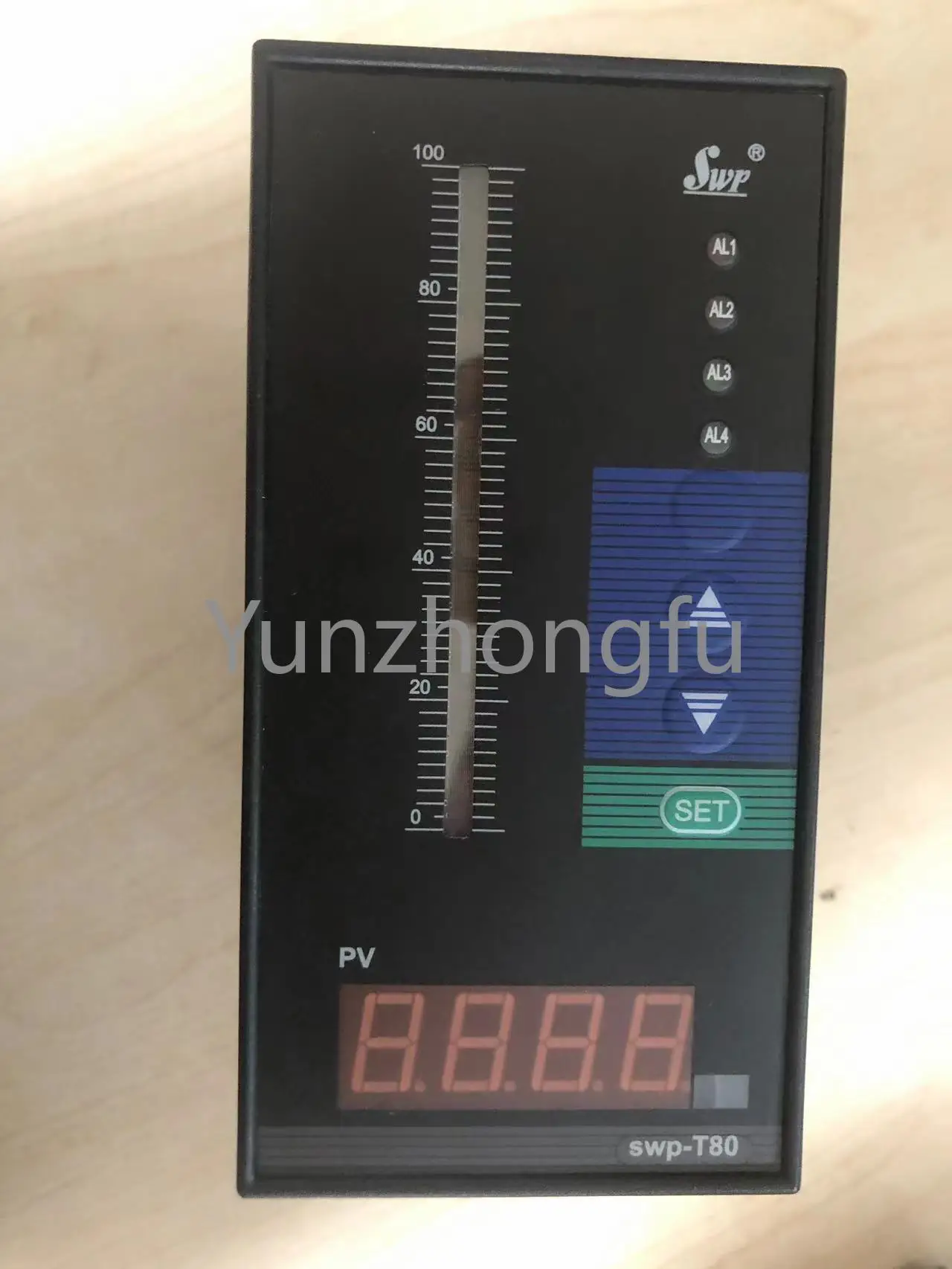 SWP-ST804-02-23-HL-P Light Column Digital Display 4-20mA Output 24V Feed