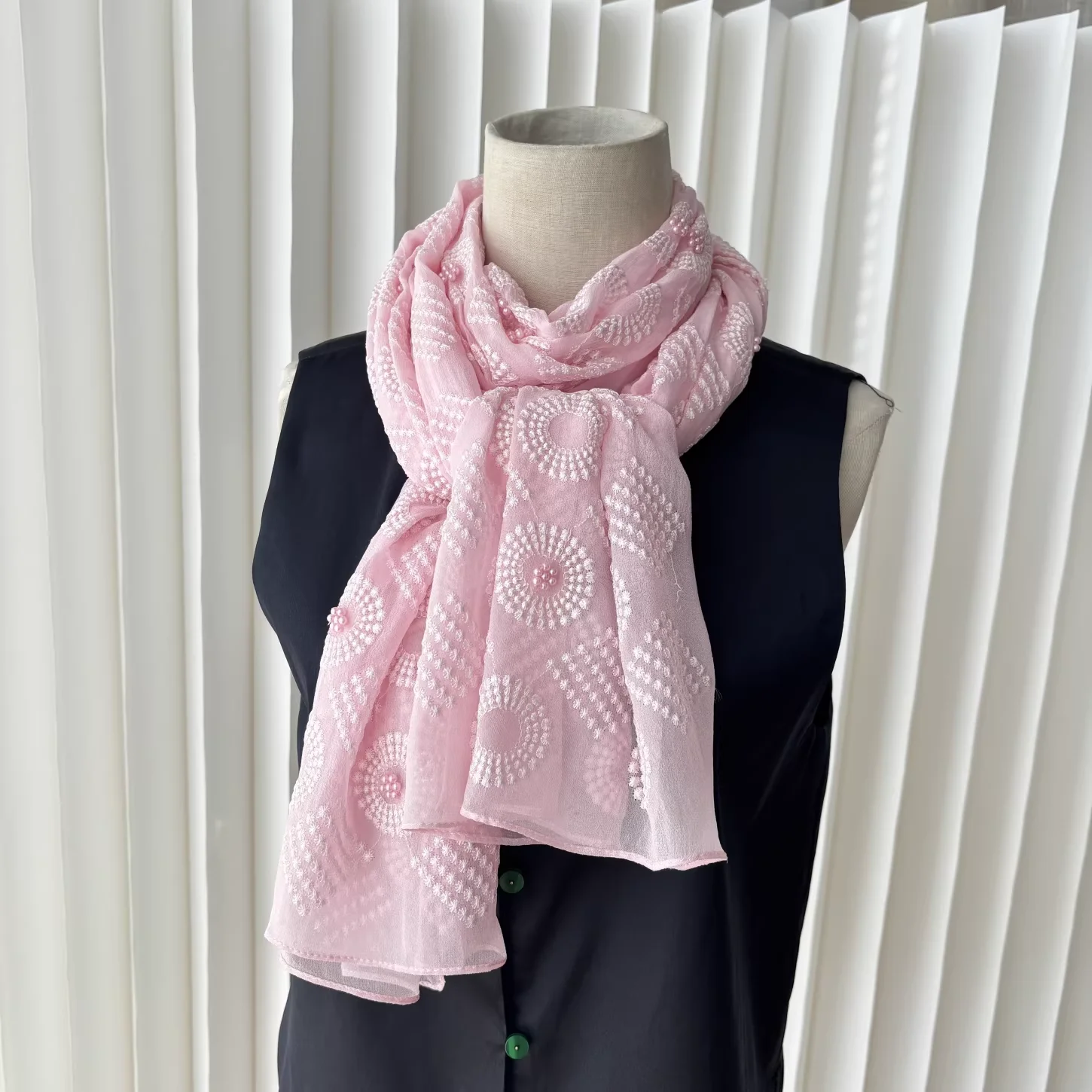 

100% Silk Womens Headscarves 2026 Luxury Brand Pink Floral Embroidered Neck Scarves for Women Hijab Shawl Wrapsmen Hijab