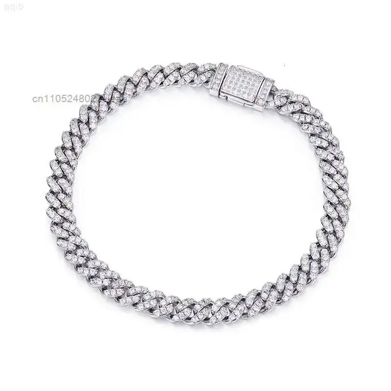 Hot-selling Luxury Necklace 6mm Wide White Round Shape S925 Silver Inlaid with Vvs Moissanite Diamond Cuban Chain