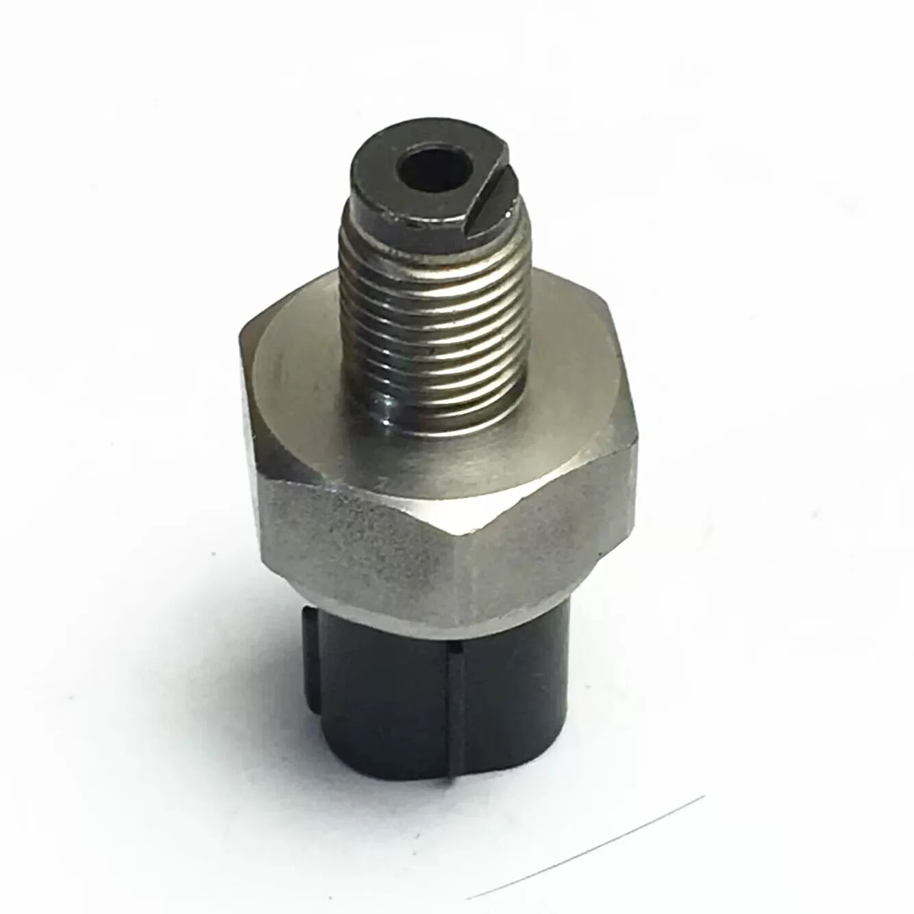 1PCS/LOTS 89458-32010 8945832010 for Fuel Pressure Switch Sensor