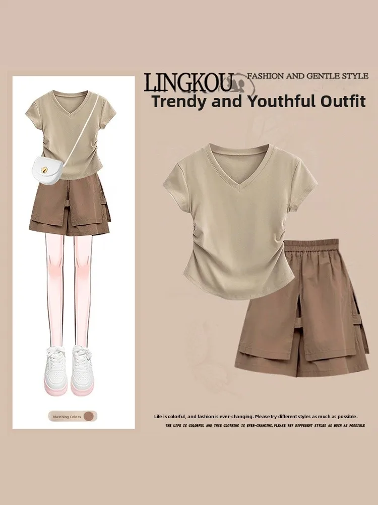 

Summer Casual Two-Piece Set Women's Large Size V-Neck Short Sleeve T-Shirt Elastic Waist Shorts Outfit Fashionable Comfortable