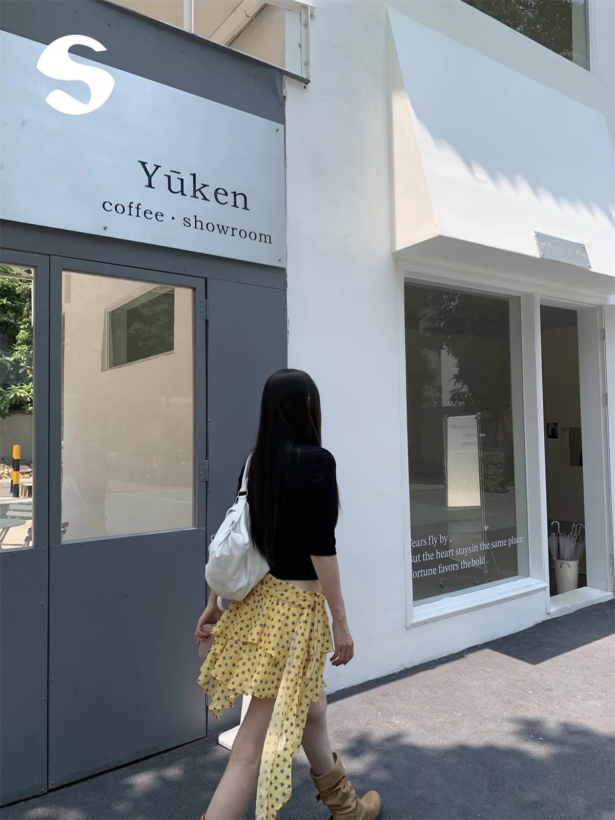 Summer Beach Style Asymmetrical Low Waist Printed A-Line  Skirt Yellow Chiffon Half-length Skirt Women's Fashion Commute