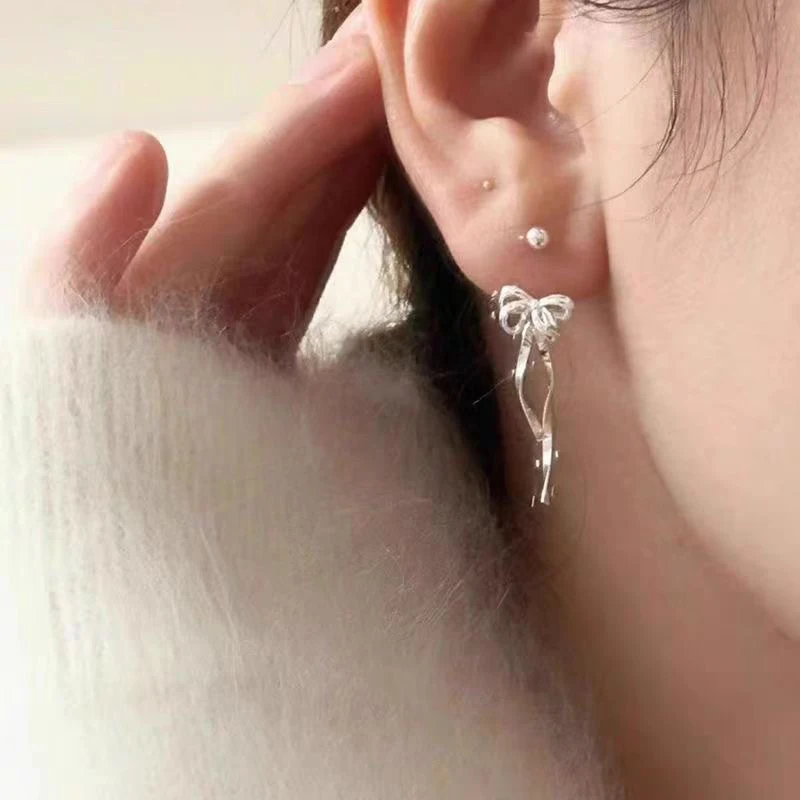 Silver Color Simple Sweet Cute Ribbon Bow Earrings For Women Girls Trend Curved Hook Screw Buckle Earrings Wedding Jewelry Gifts