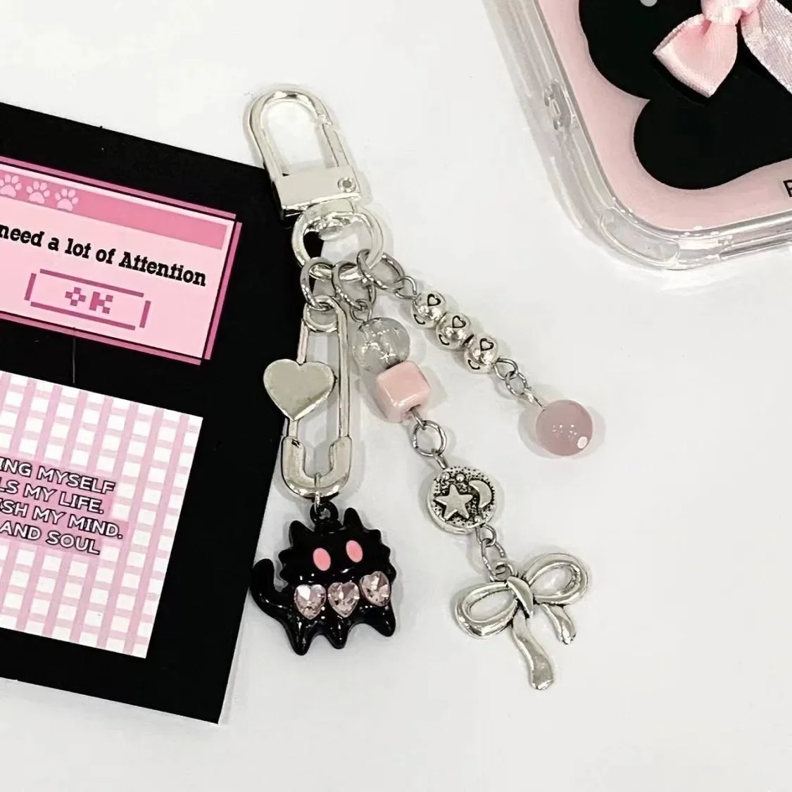 

1Pc Korean Y2K Black Pink Cat Bow Pendant Beaded Metal Mobile Phone Lanyard Cute Sweet Cool Girl Car Key Chain Hand Bag Pendant