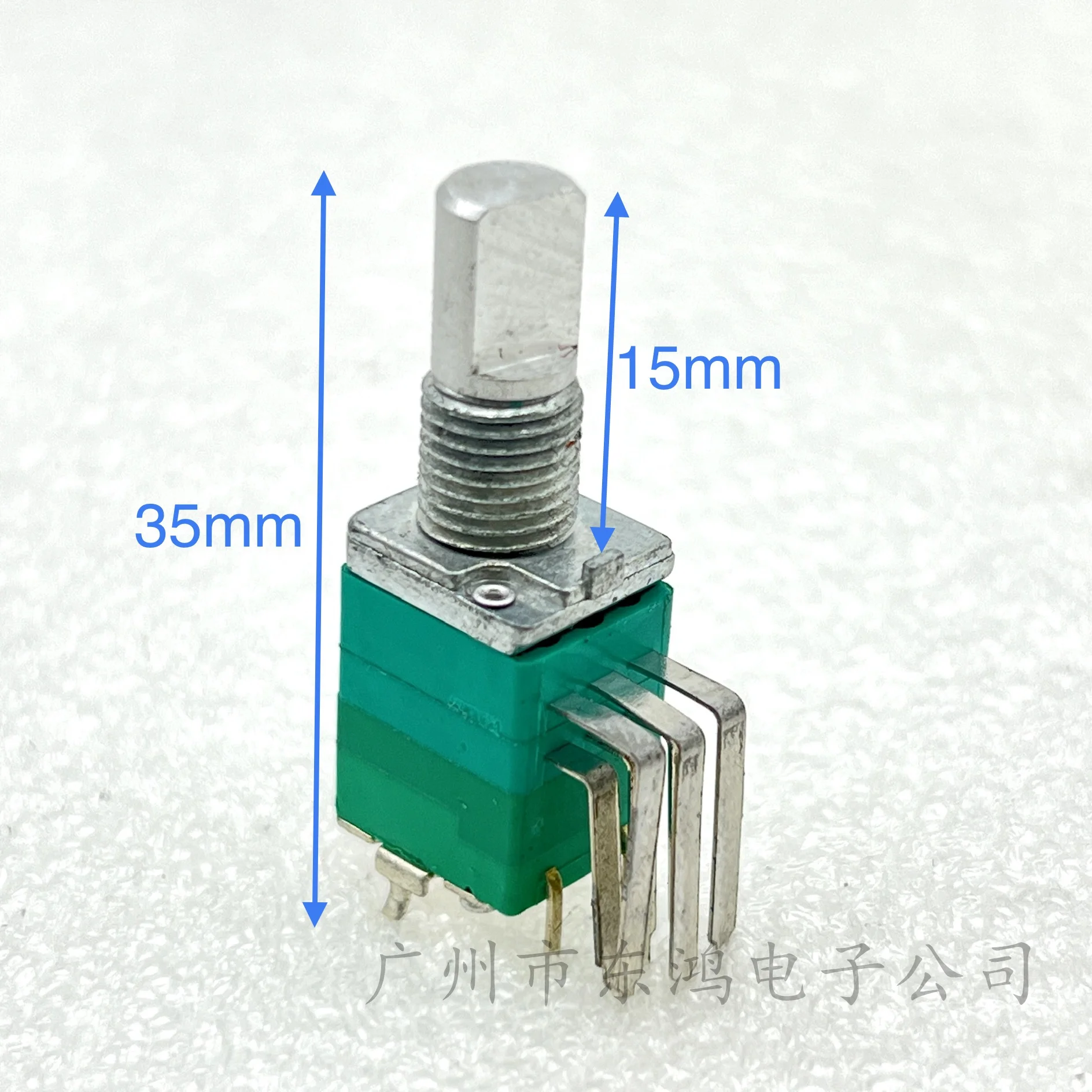 1 PCS 097 duplex with switch potentiometer with bracket vertical bent foot B50K green seal with fixed foot 6+2 foot stereo