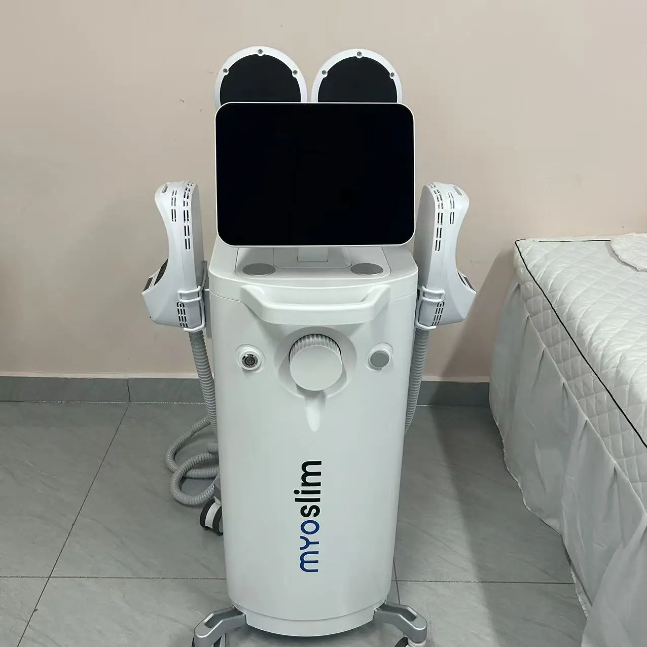 

6500W Nova MYOslim Neo EMS Body Device for Butt Lifting Slimming Fat Burning Muscle Shaping Body Sculpting Electrical Muscle