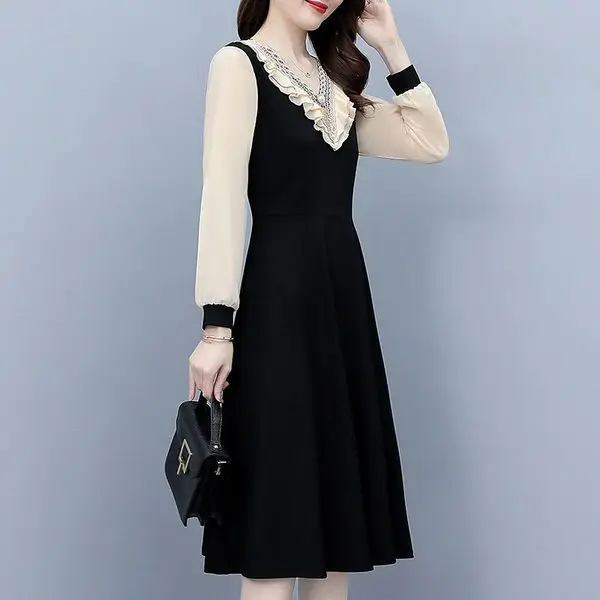 Women's V-Neck Ruffles A-Line Dresses, Casual Summer Clothing, Sweet Temperament, Monochromatic, Button, Chic, 2024