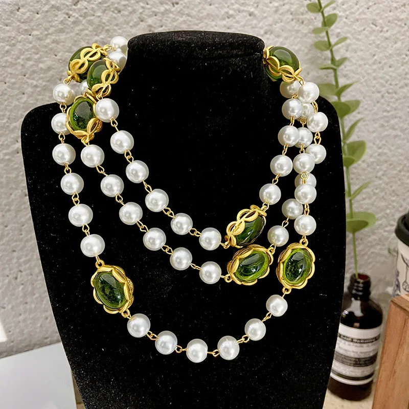 French fashion retro grandmother green crystal pearl pendant beaded necklace light luxury high-end sense sweater chain women