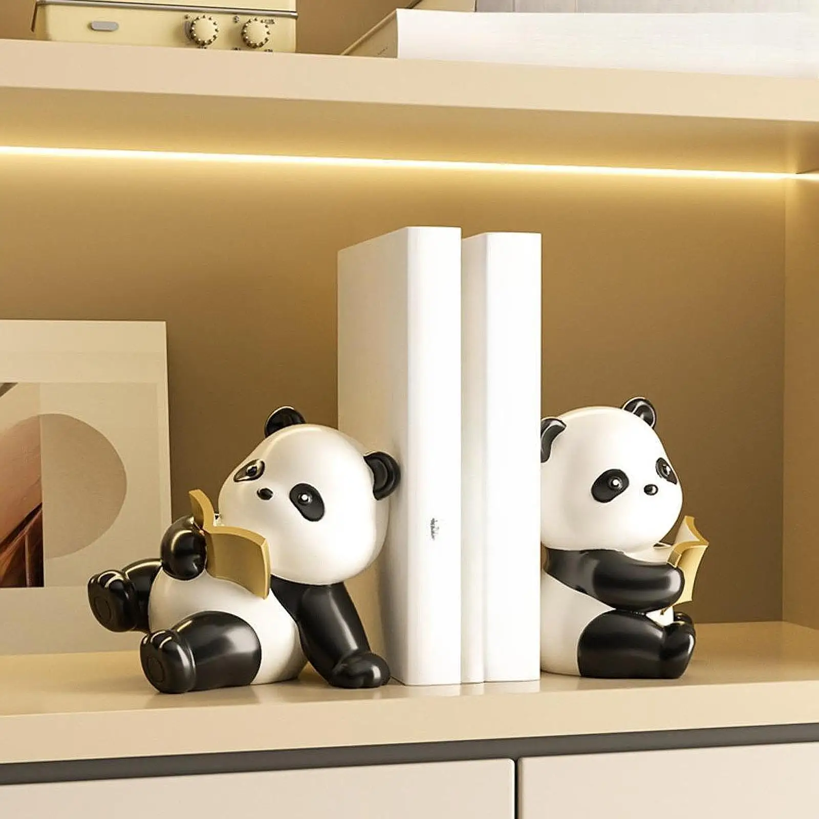 

2 Pieces Panda Statues Animal Sculptures Bookends Collectible Resin Cute Book Stoppers Book Shelf Holders for Shelf Bookshelf
