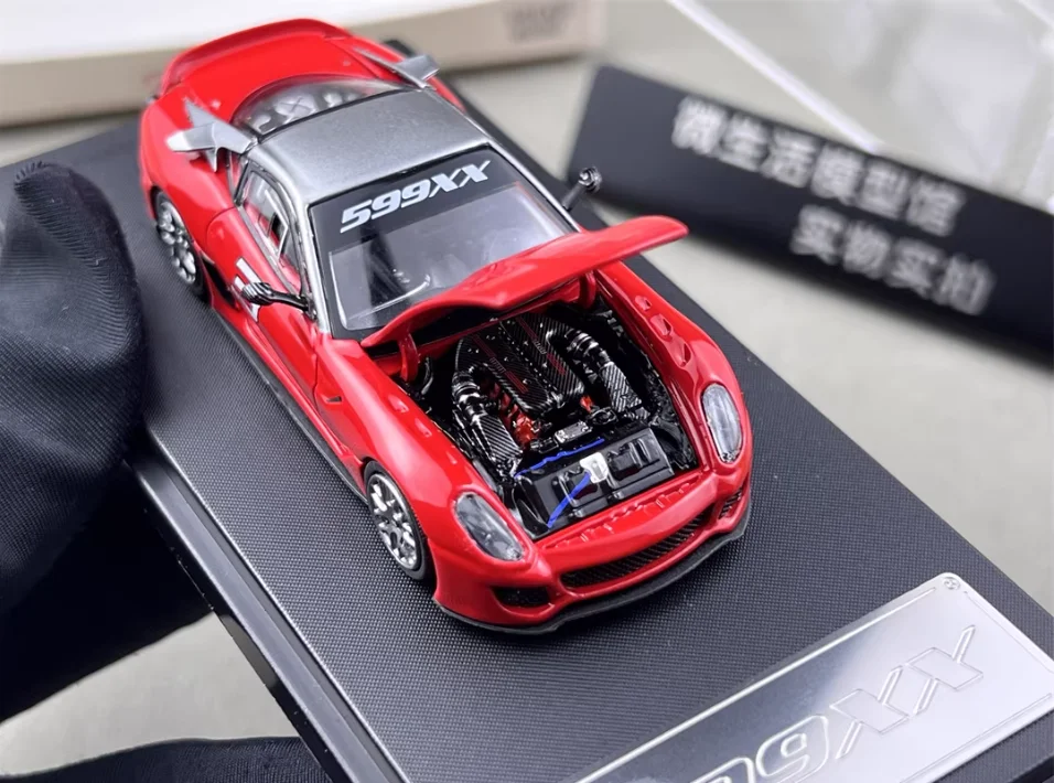 يمكن لبقعة RM Rhino 1:64 599XX فتح غطاء المحرك مجموعة ثابتة من سبيكة نموذج السيارة