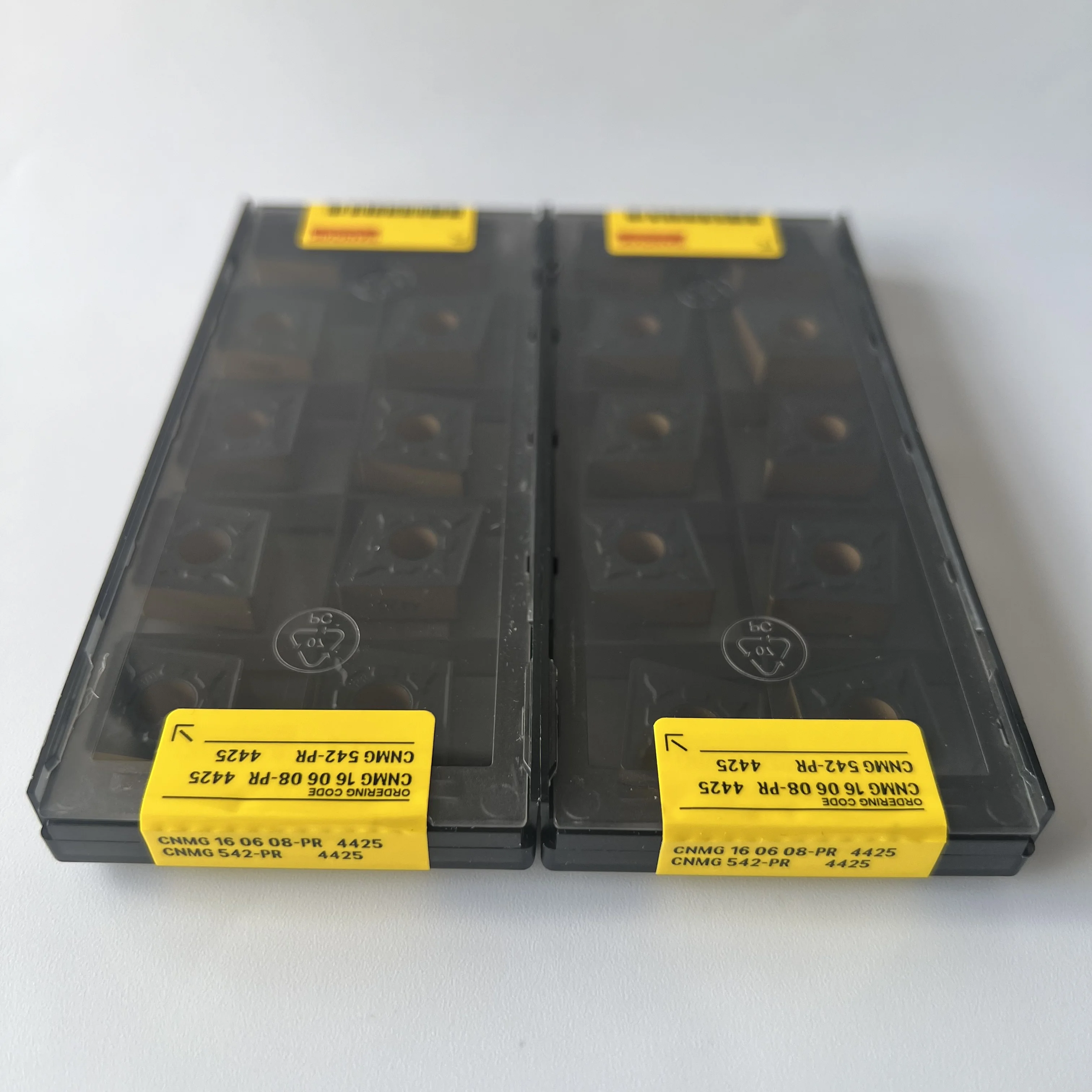 

CNMG160608-PR 4425 / Original product CNC cemented carbide blade 10 Pcs
