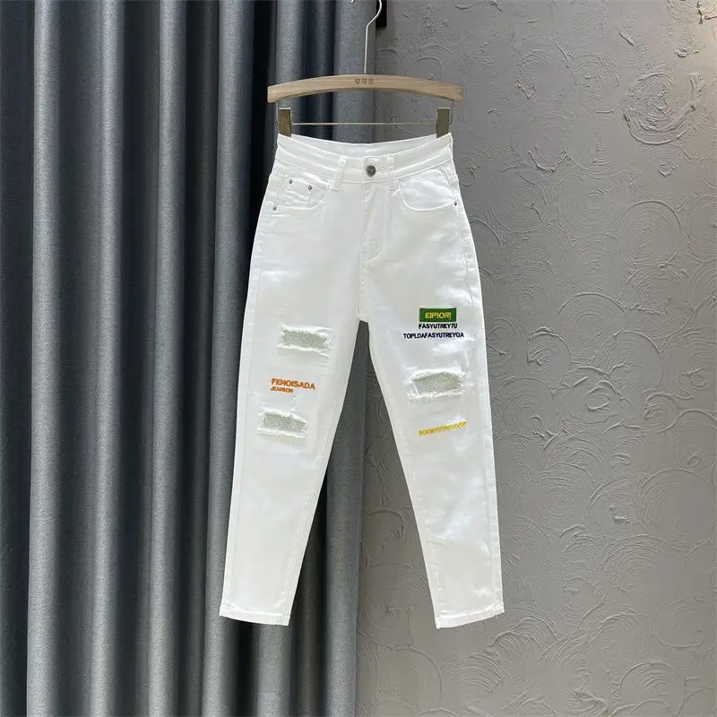 

Autumn Clothes White Bootcut Jeans Women's Summer 2025 New Worn Hot Diamond Denim Tear Embroidery Thin High Waist Harlan Pants
